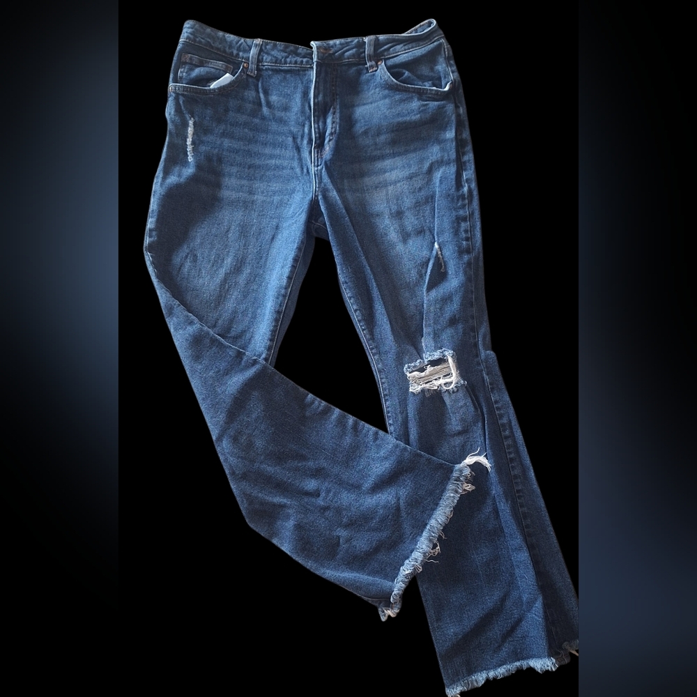 No Boundaries Blue Distressed Straight Leg Jeans